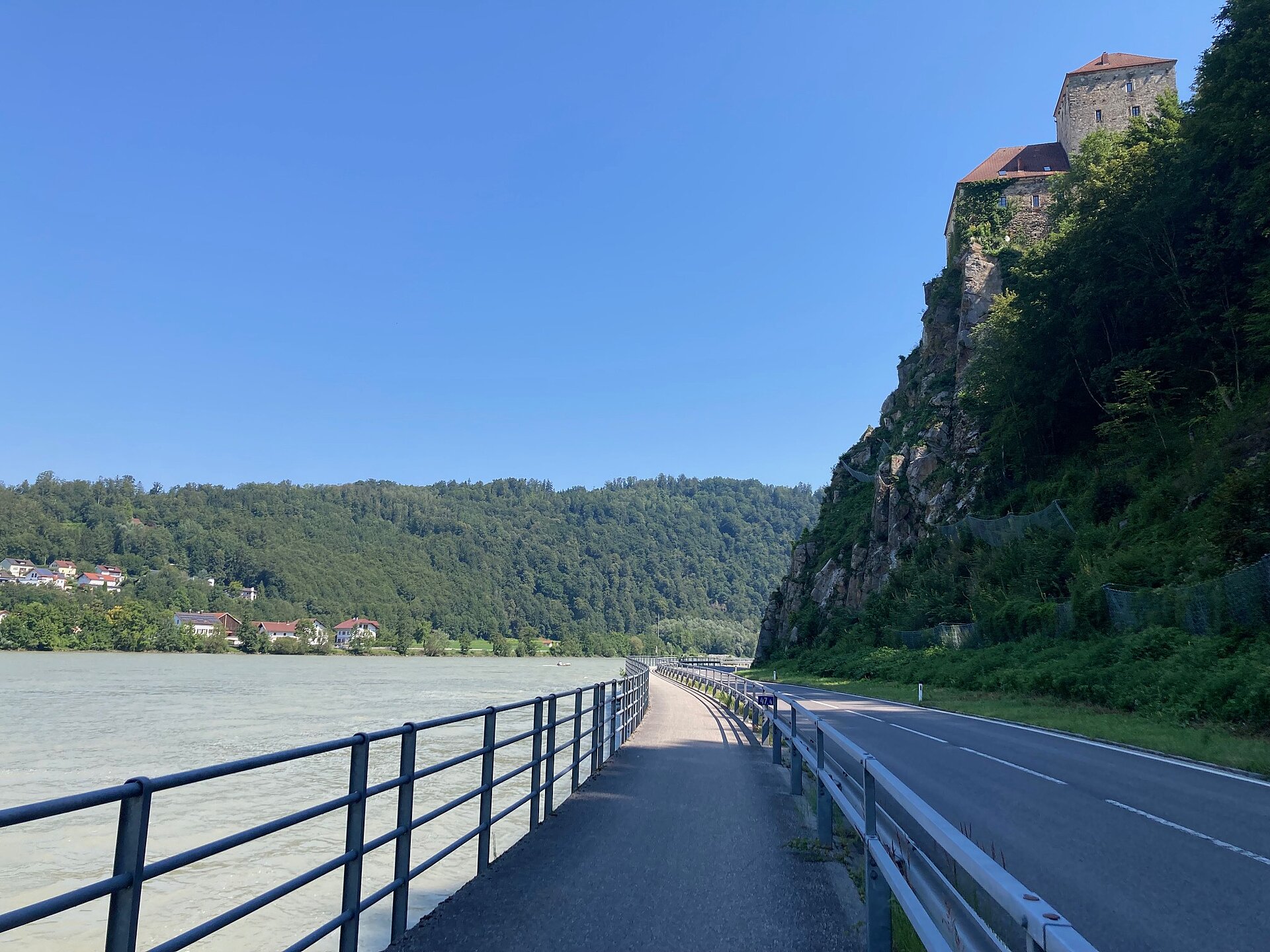 Donau Radweg Radler Kundenfoto