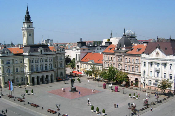 Novi Sad Rathausplatz